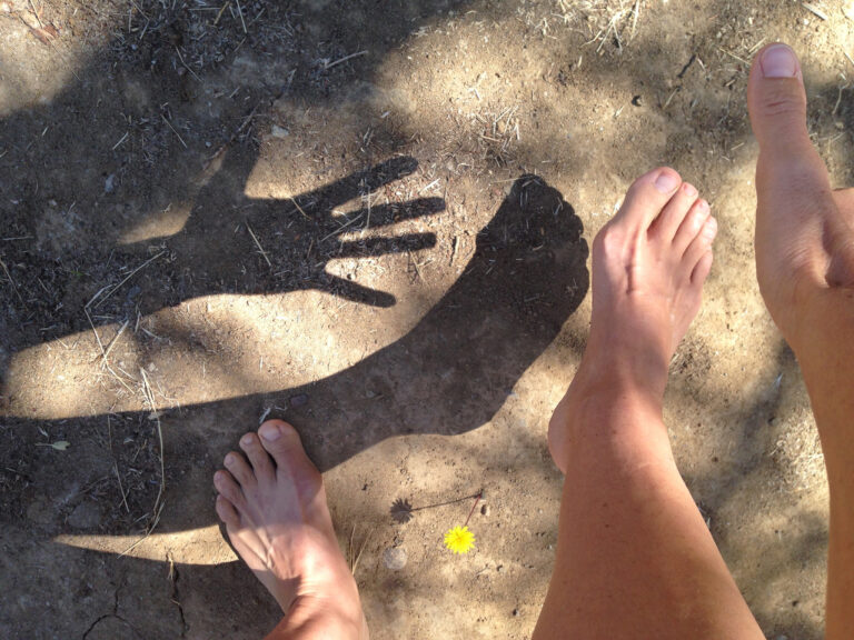 Die Mythen tanzen – Biodanza & Urlaub auf der griechischen Insel Lesbos | 9. Ausbildungsmodul Mythische und philosophische Hintergründe von Biodanza | Sa 3. Oktober – Mi 7. Oktober | Osho Afroz Meditation Center (Griechenland)